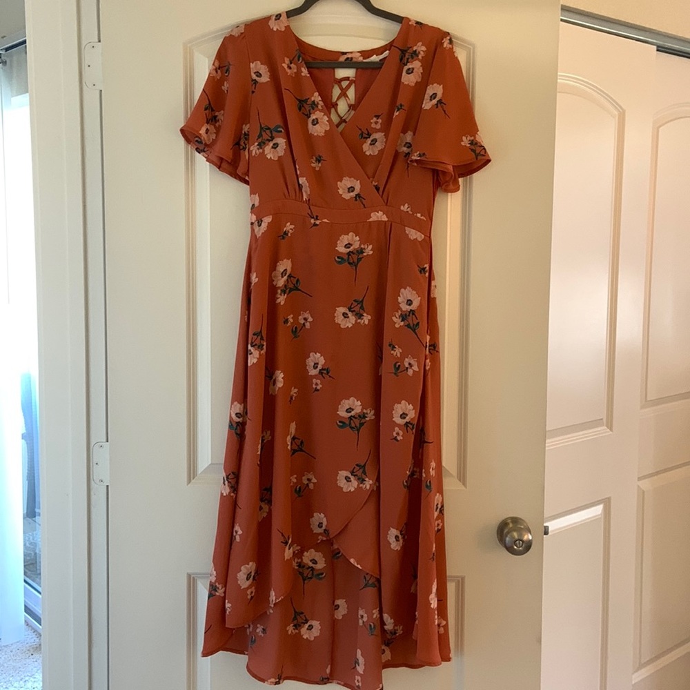 Burnt orange high low dress, lace back. Size L - June & Hudson